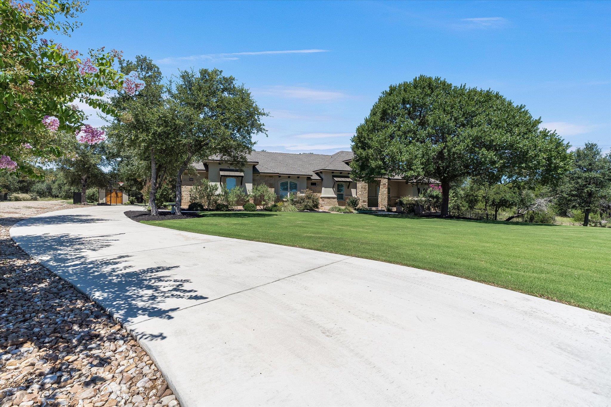 3501 Whitt Creek Trl, Leander, TX 78641
