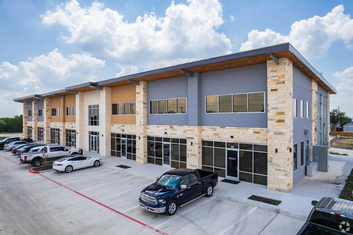 9017 W HWY 29 # BLDG 1, UNIT #104, Liberty Hill, TX 78642