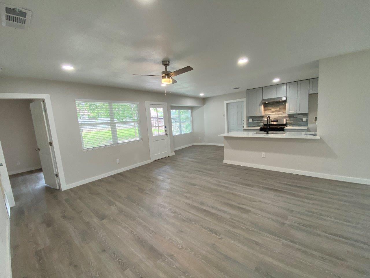 9605 NEWFOUNDLAND Cir, Austin, TX 78758