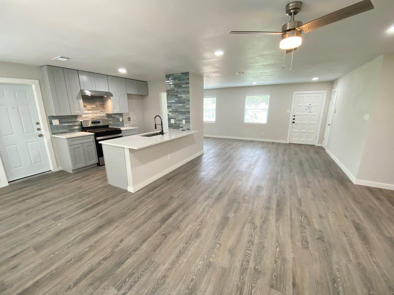 9605 NEWFOUNDLAND Cir, Austin, TX 78758