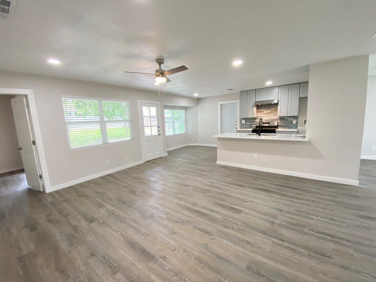 9605 NEWFOUNDLAND Cir, Austin, TX 78758