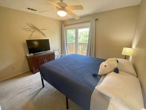 903 The High Rd, Austin, TX 78746