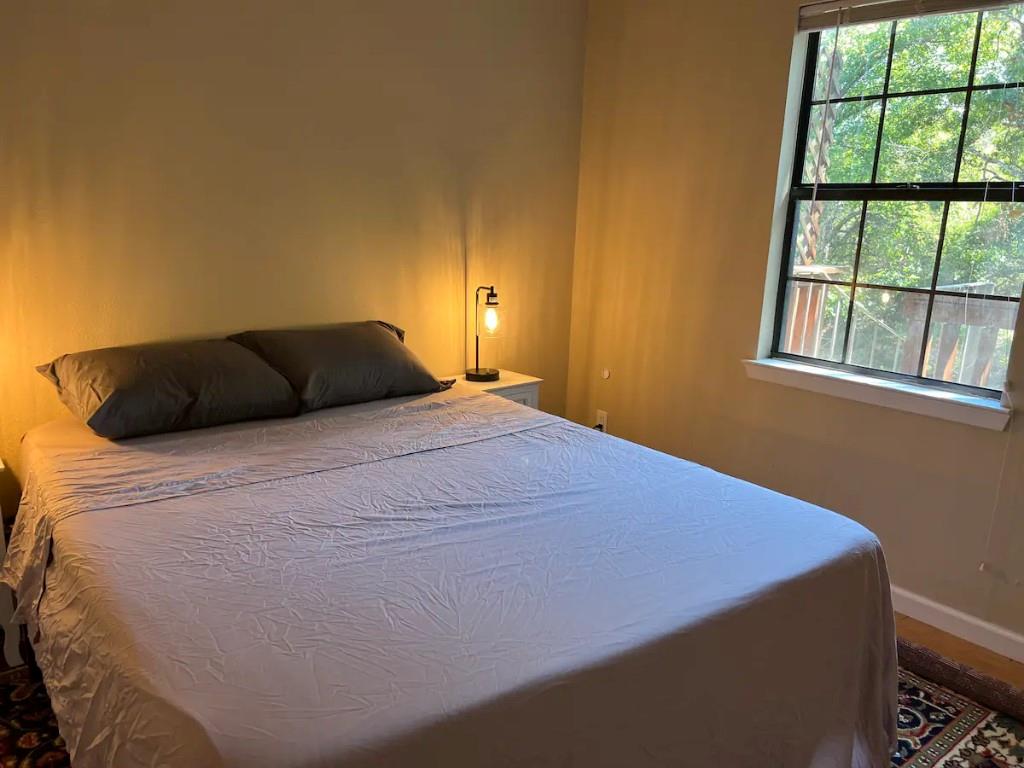 903 The High Rd, Austin, TX 78746
