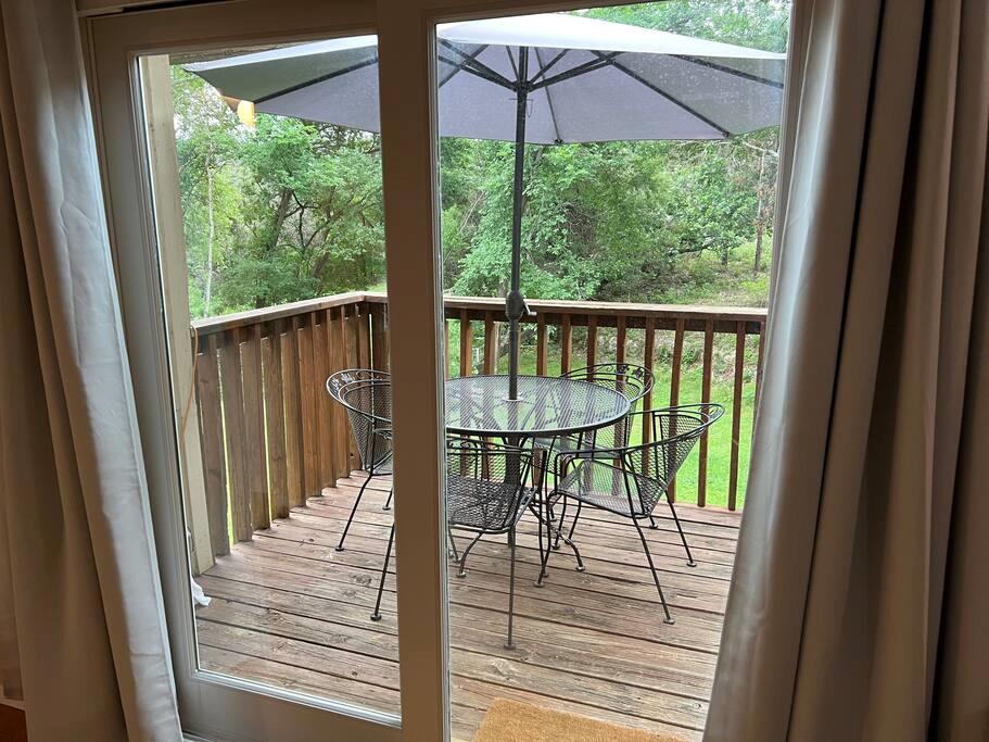 903 The High Rd, Austin, TX 78746