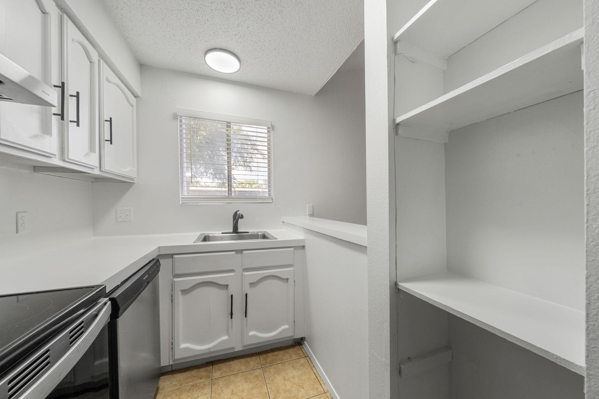 2410 Longview St # D-301, Austin, TX 78705