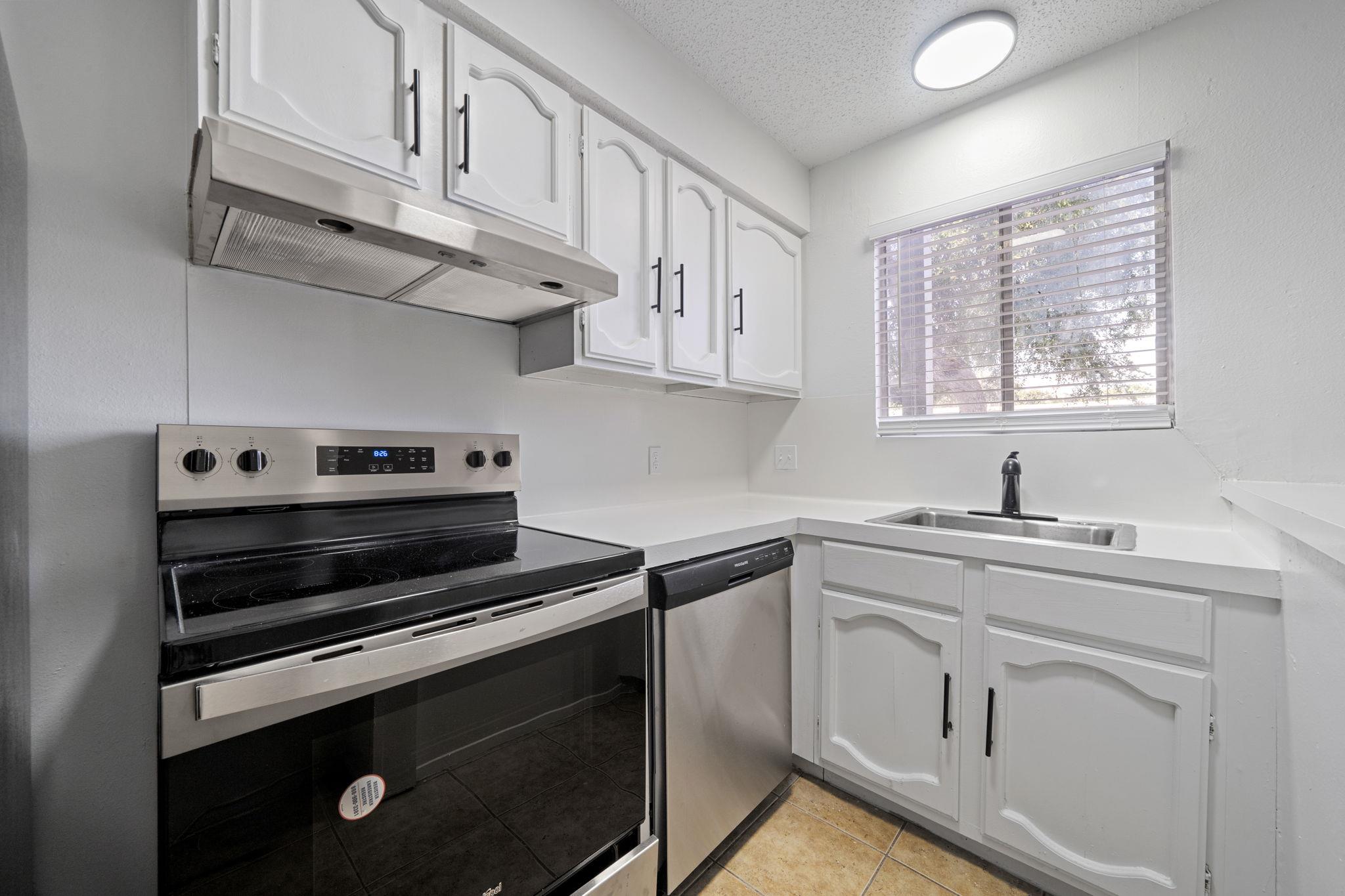 2410 Longview St # D-301, Austin, TX 78705