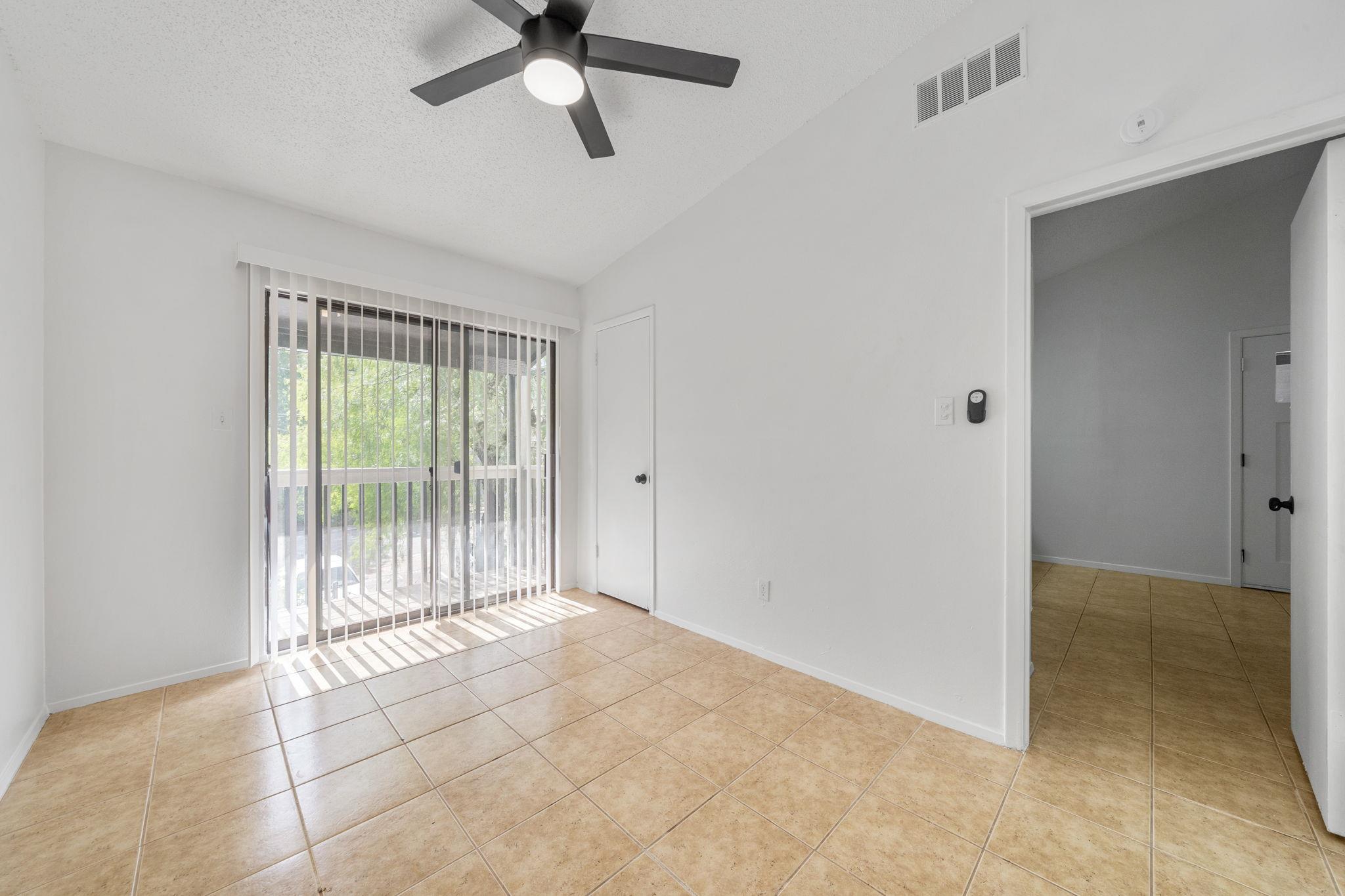 2410 Longview St # D-301, Austin, TX 78705