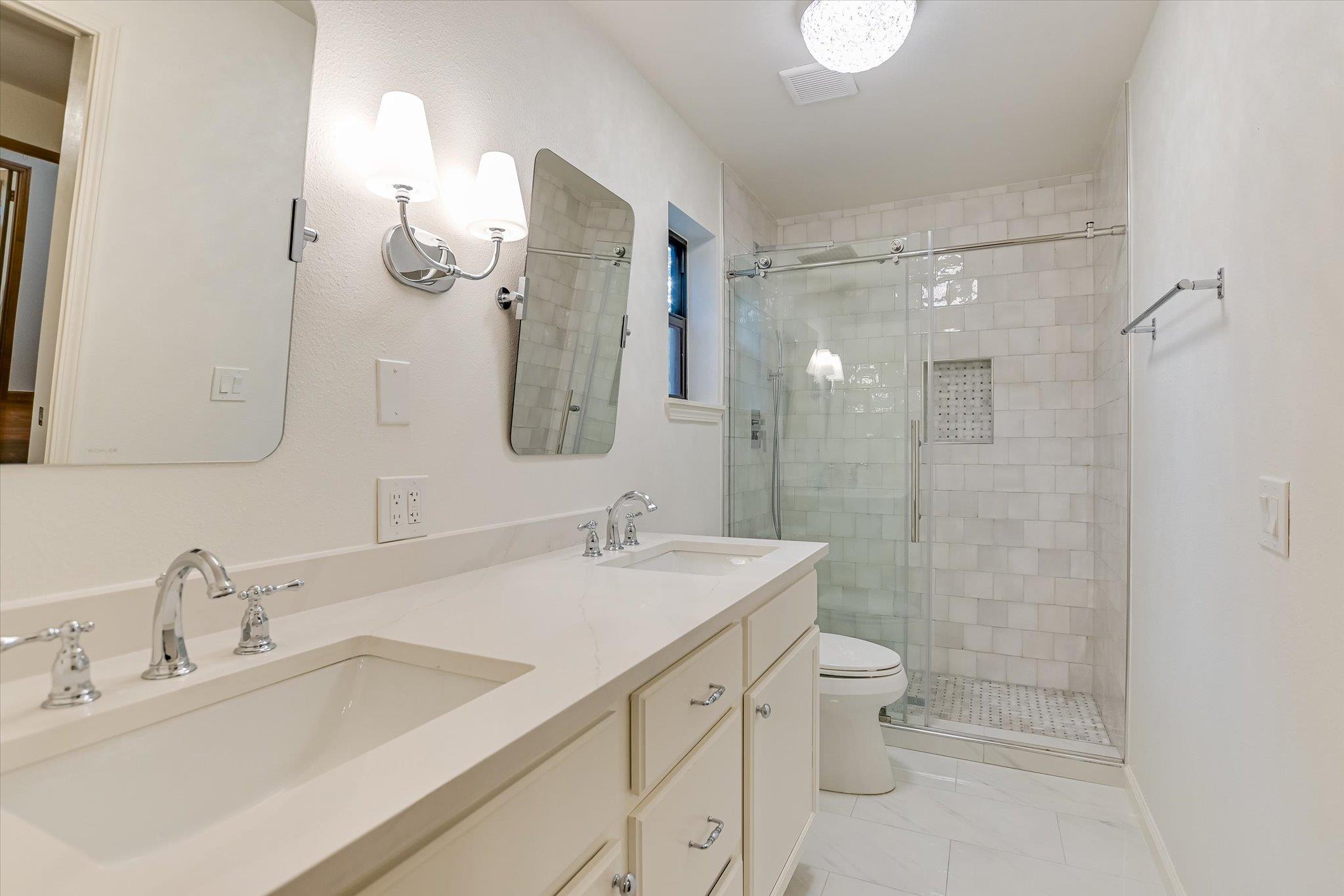 11210 Deadoak Ln, Austin, TX 78759