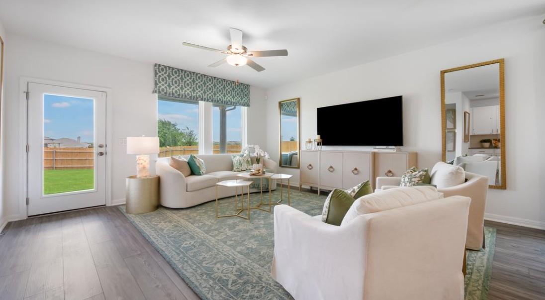 463 Breccia Trl, Liberty Hill, TX 78642