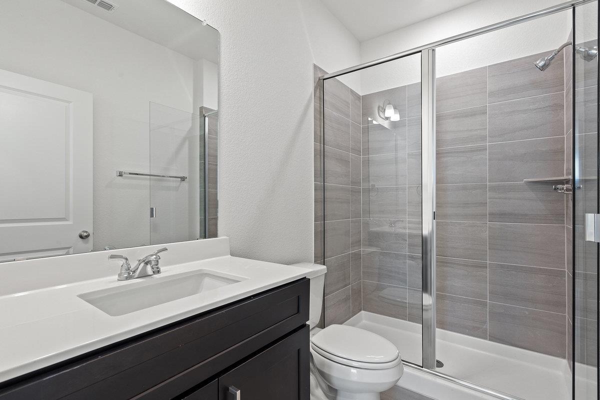 247 Glocken Ln, Kyle, TX 78640