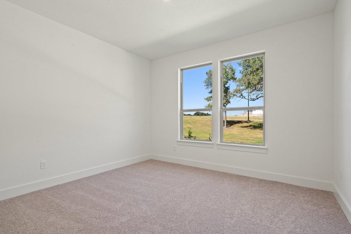 247 Glocken Ln, Kyle, TX 78640