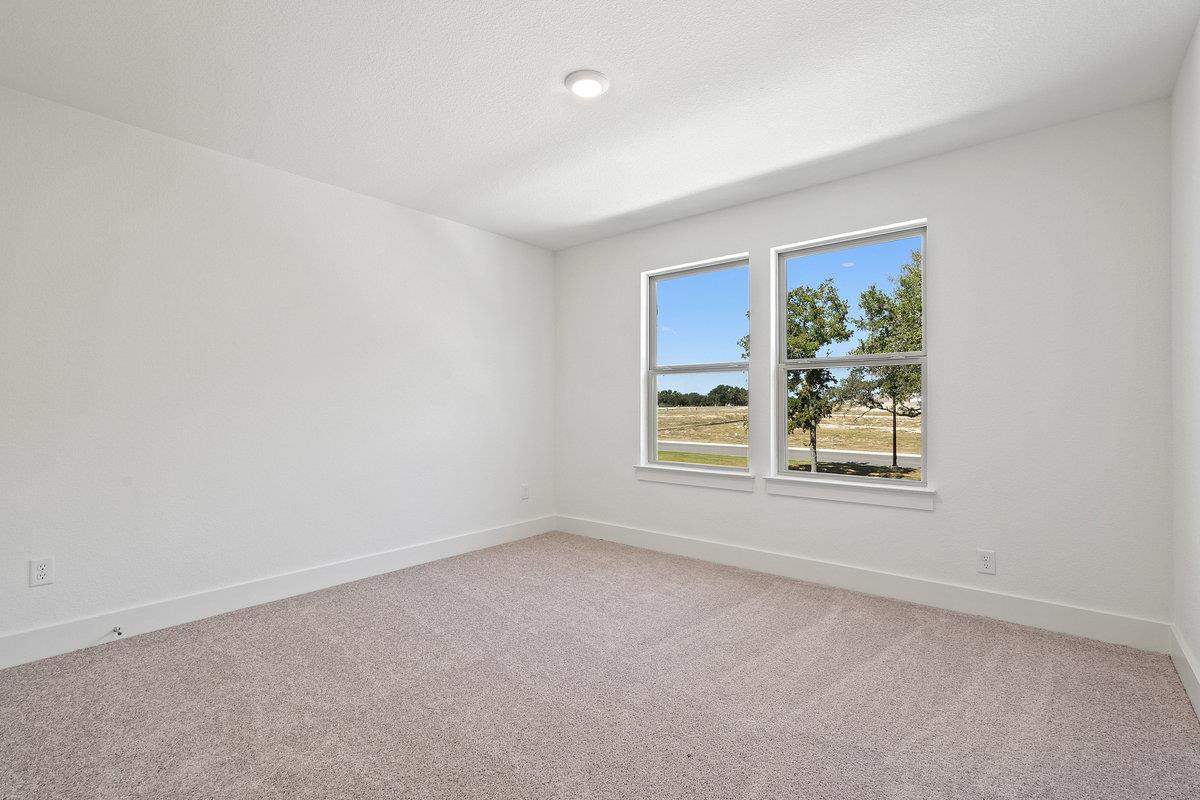 247 Glocken Ln, Kyle, TX 78640