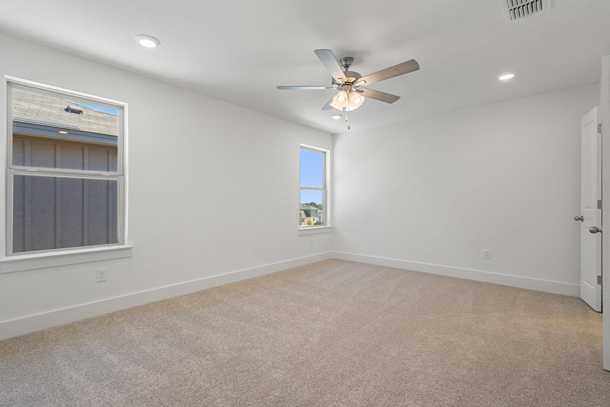 247 Glocken Ln, Kyle, TX 78640