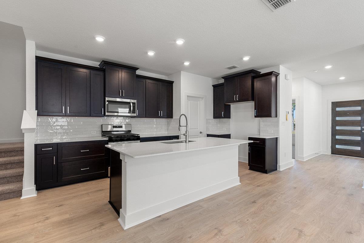 247 Glocken Ln, Kyle, TX 78640