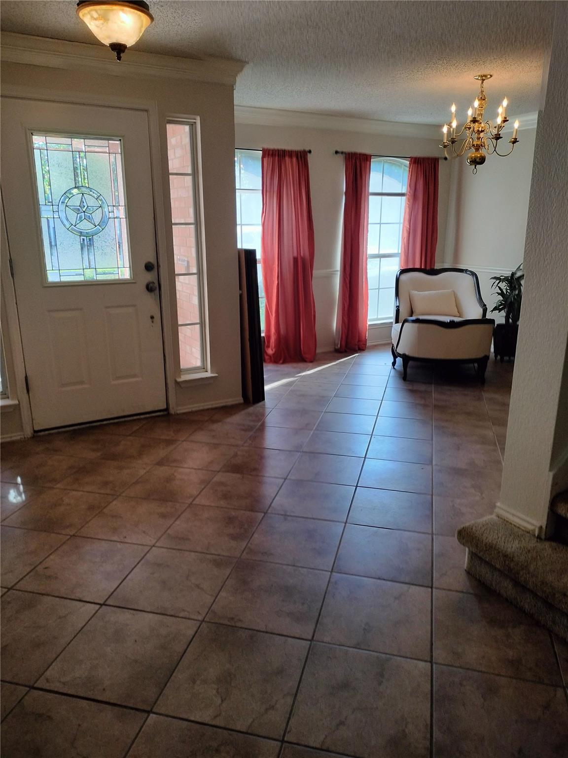 1110 Mountain View Dr, Pflugerville, TX 78660