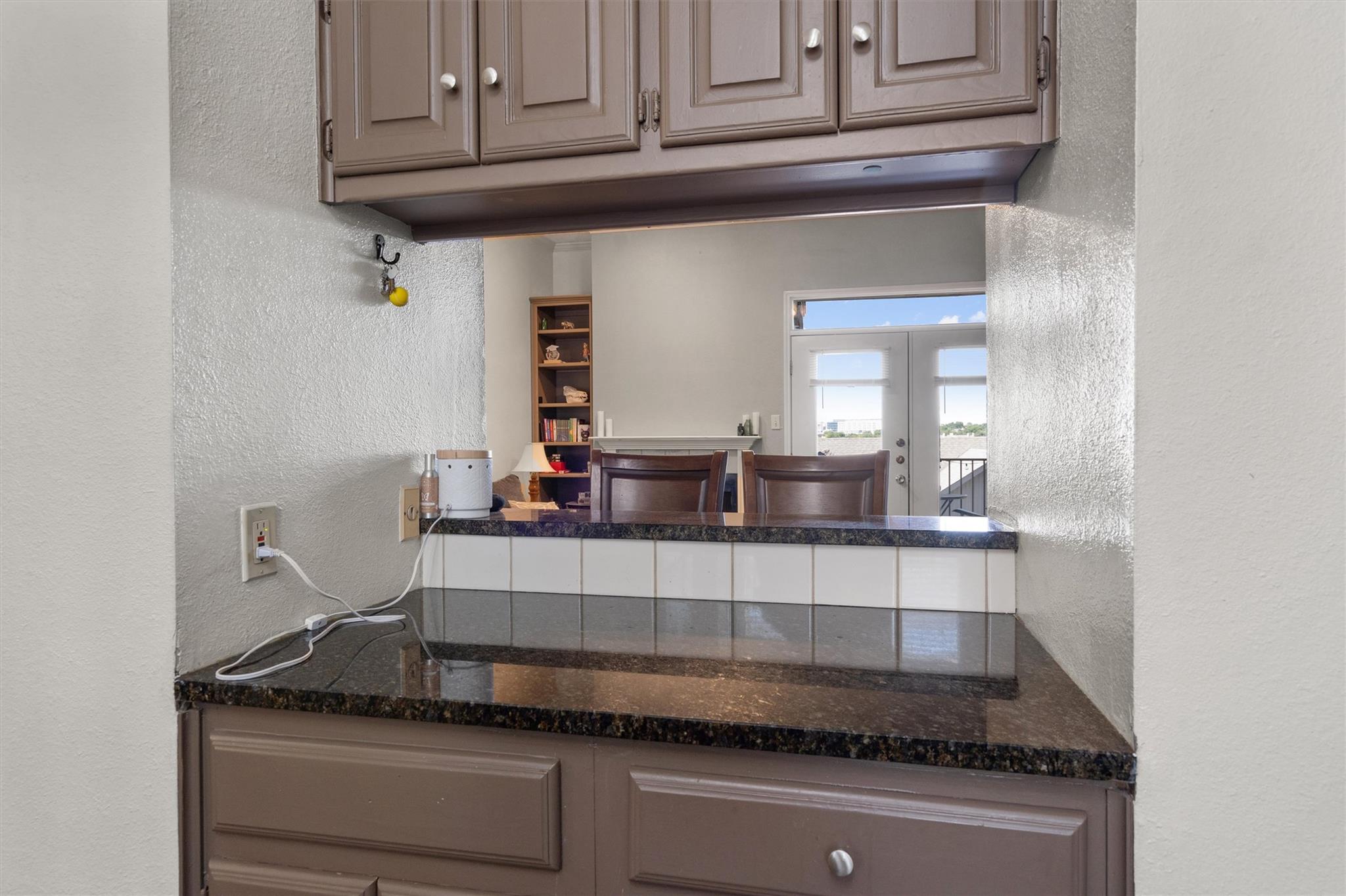 914 W 26th St # 301, Austin, TX 78705