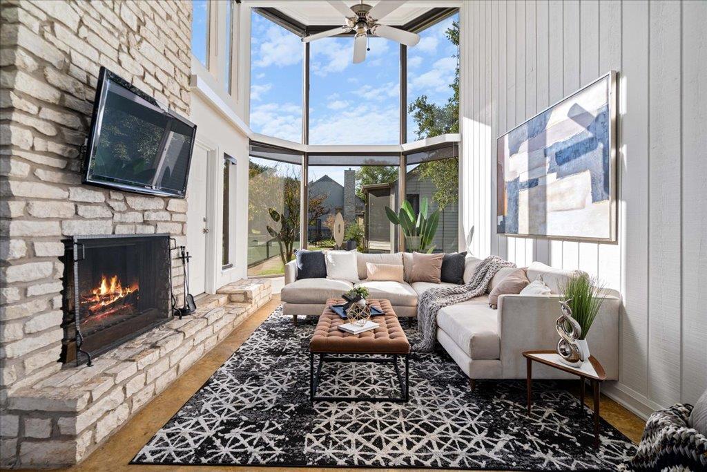 187 World Of Tennis Sq, Lakeway, TX 78738