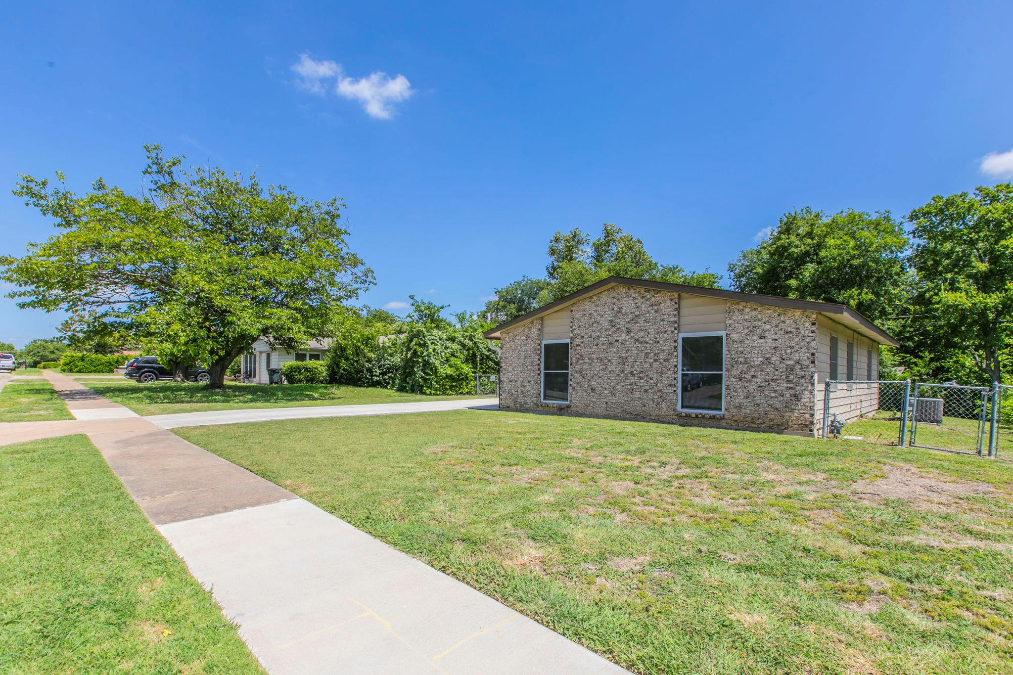 1211 Leader Dr, Killeen, TX 76549