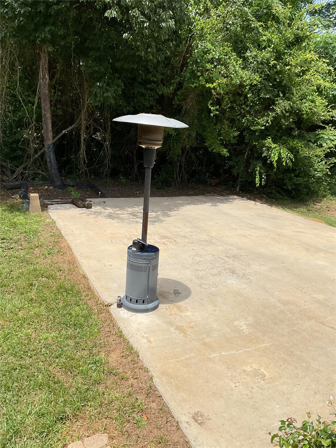 310 Randall Ave, Jefferson, TX 75657