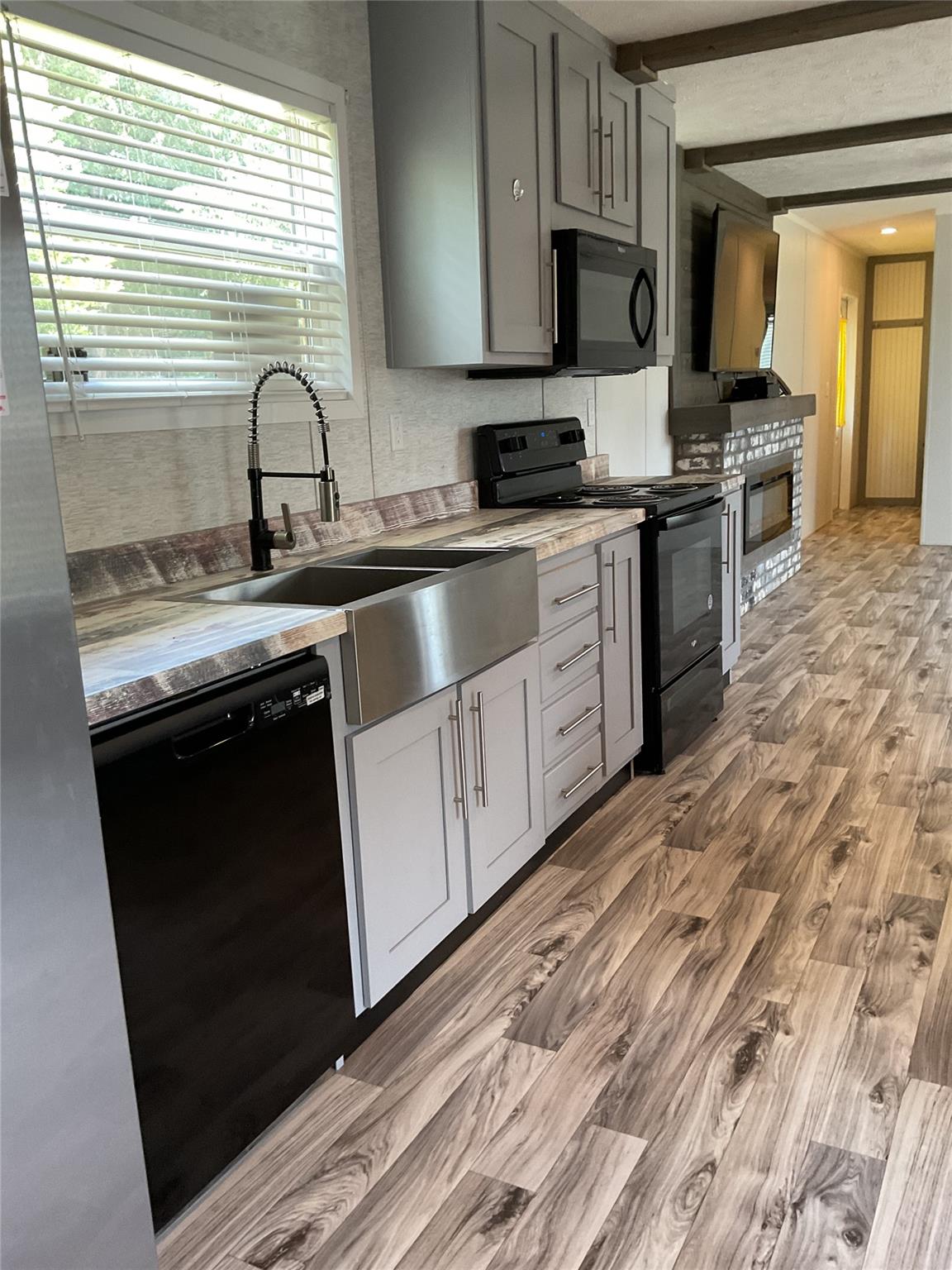 310 Randall Ave, Jefferson, TX 75657