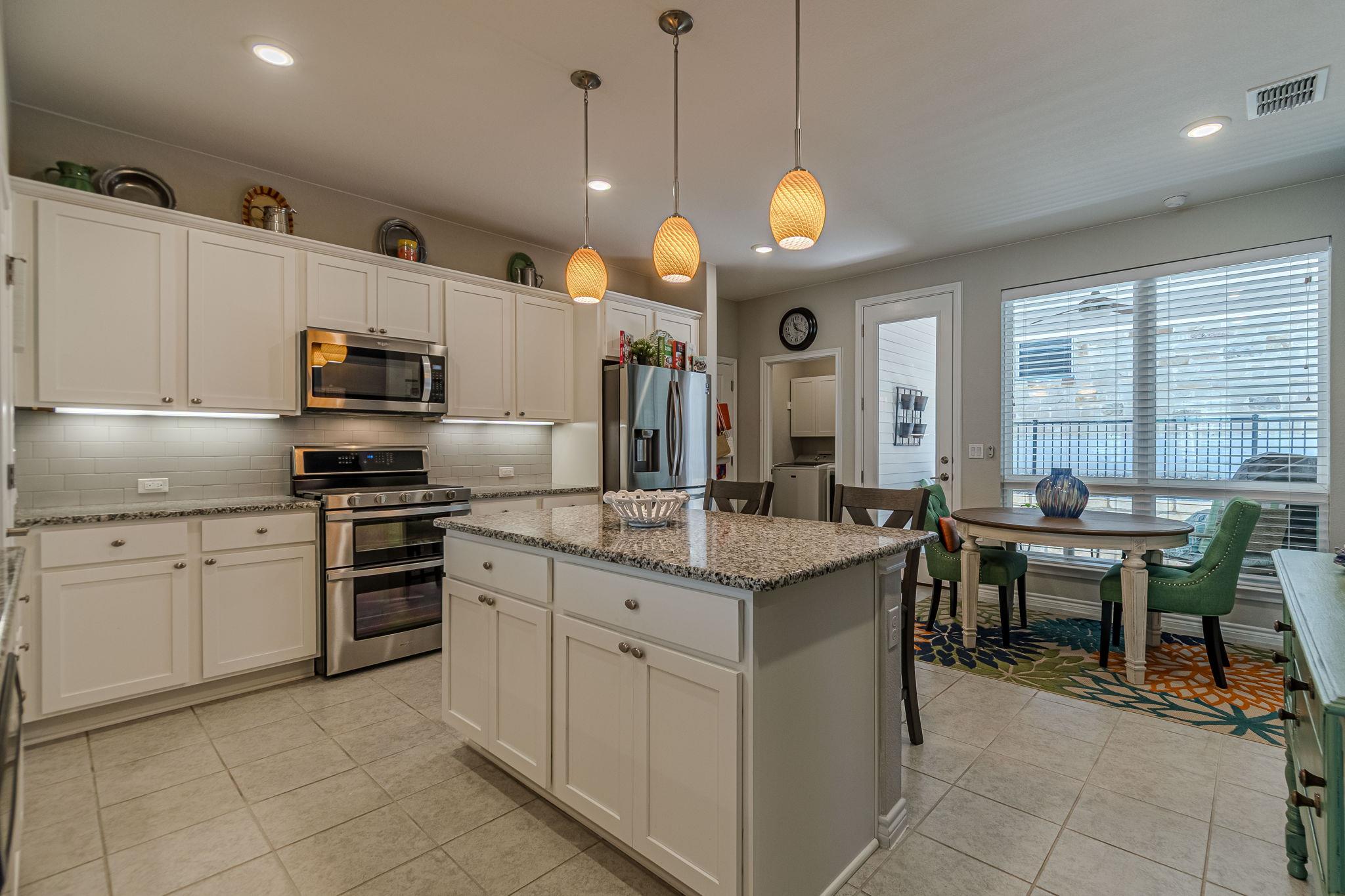 108 Mulligan Dr # 103, San Marcos, TX 78666