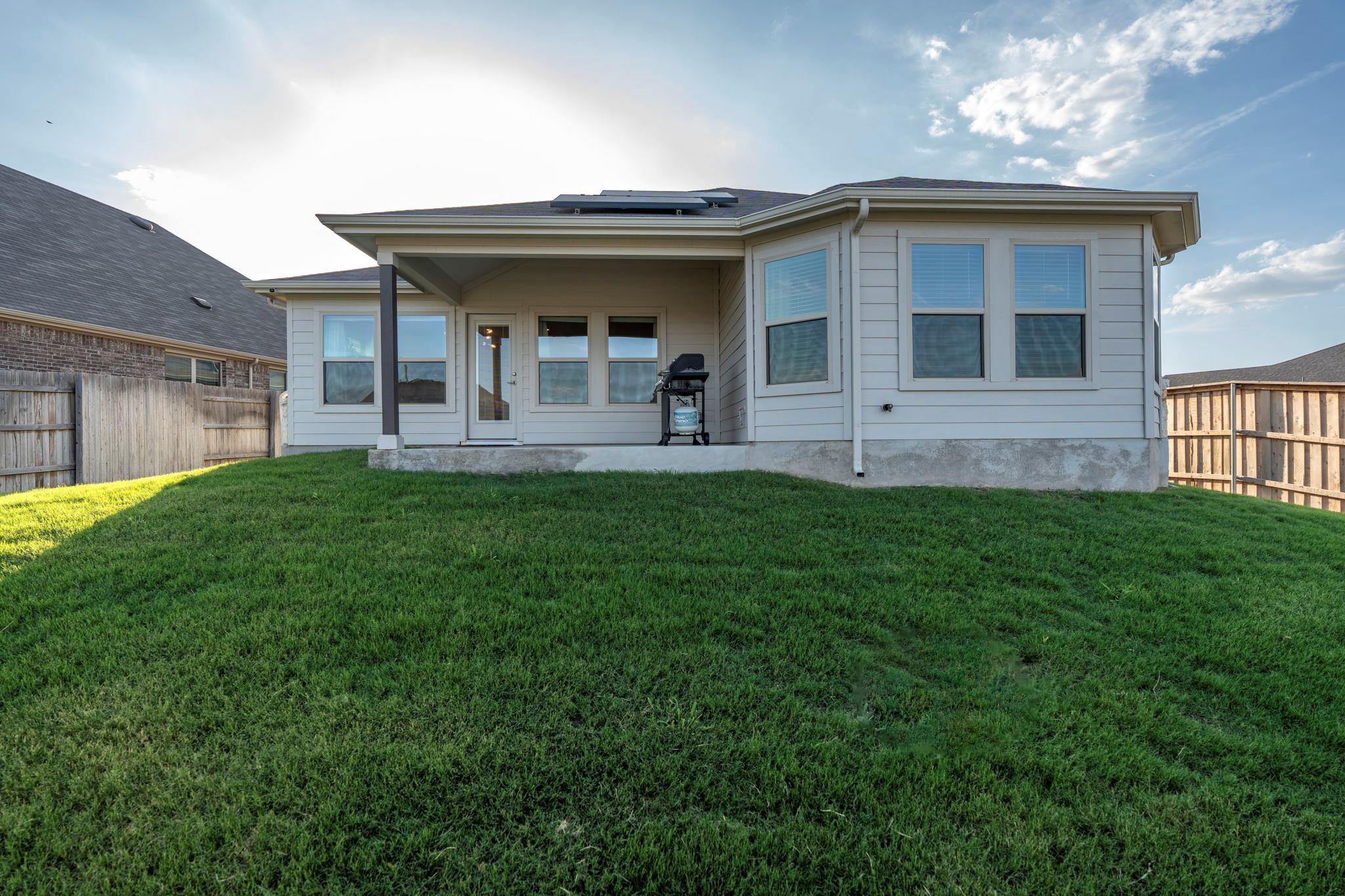 463 Oleander Loop, Buda, TX 78610