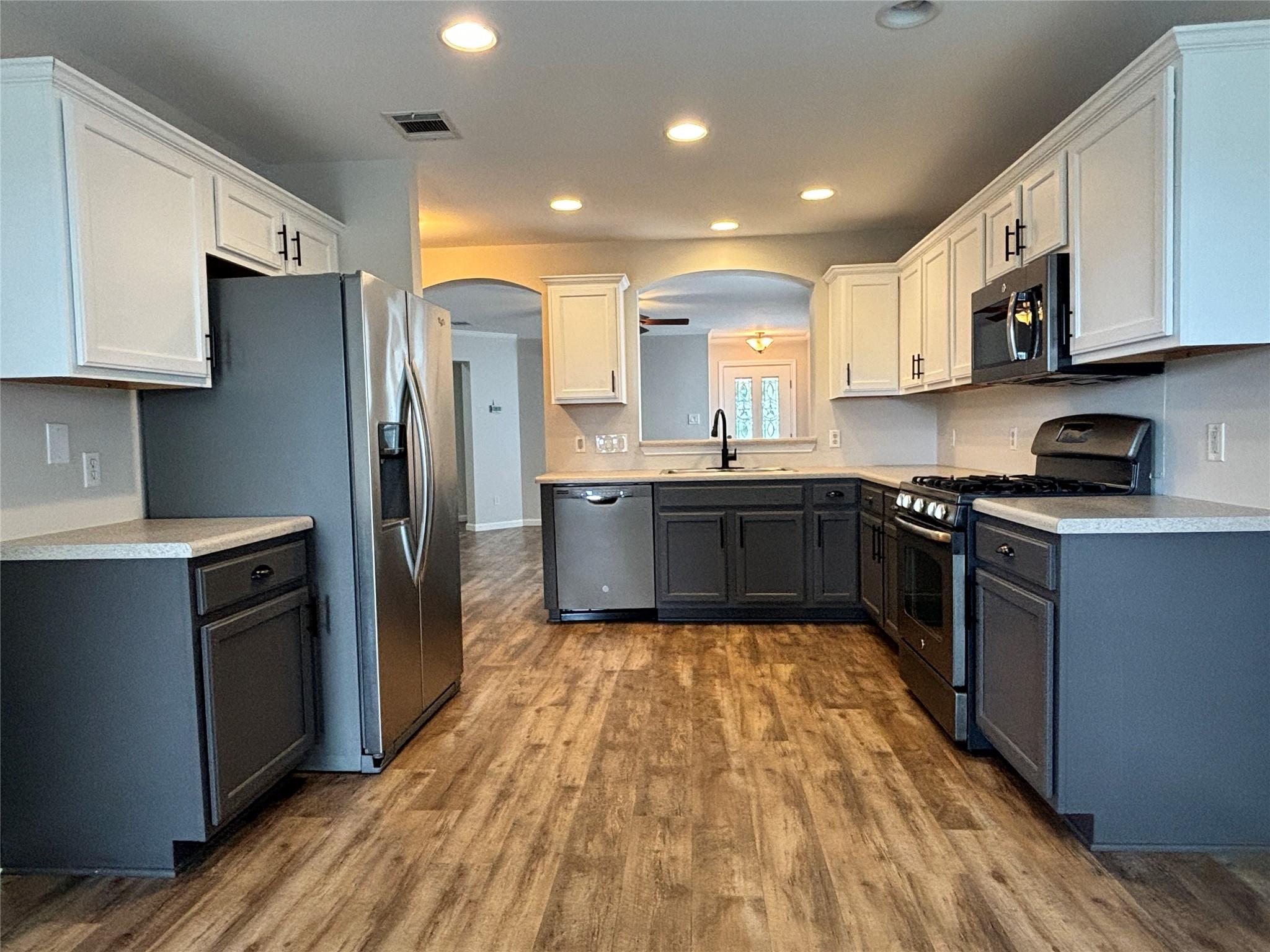 1702 McDowell Bnd, Leander, TX 78641