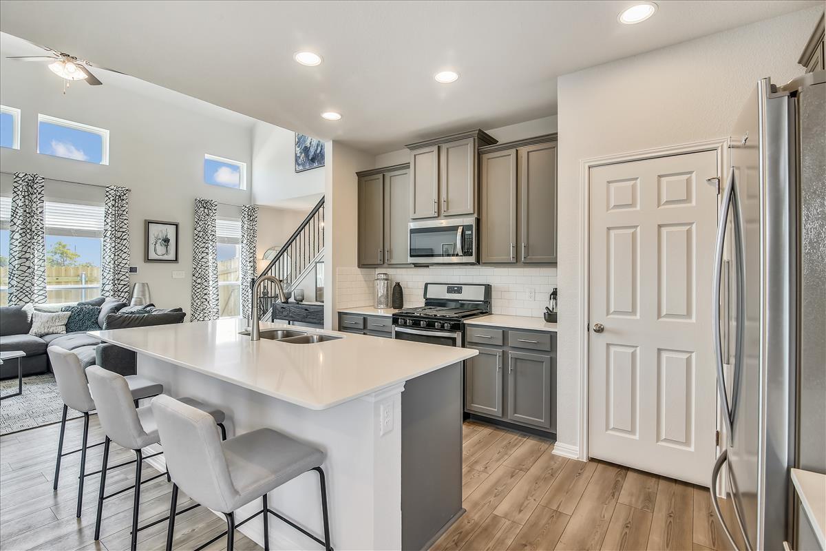 428 Young St, Buda, TX 78610