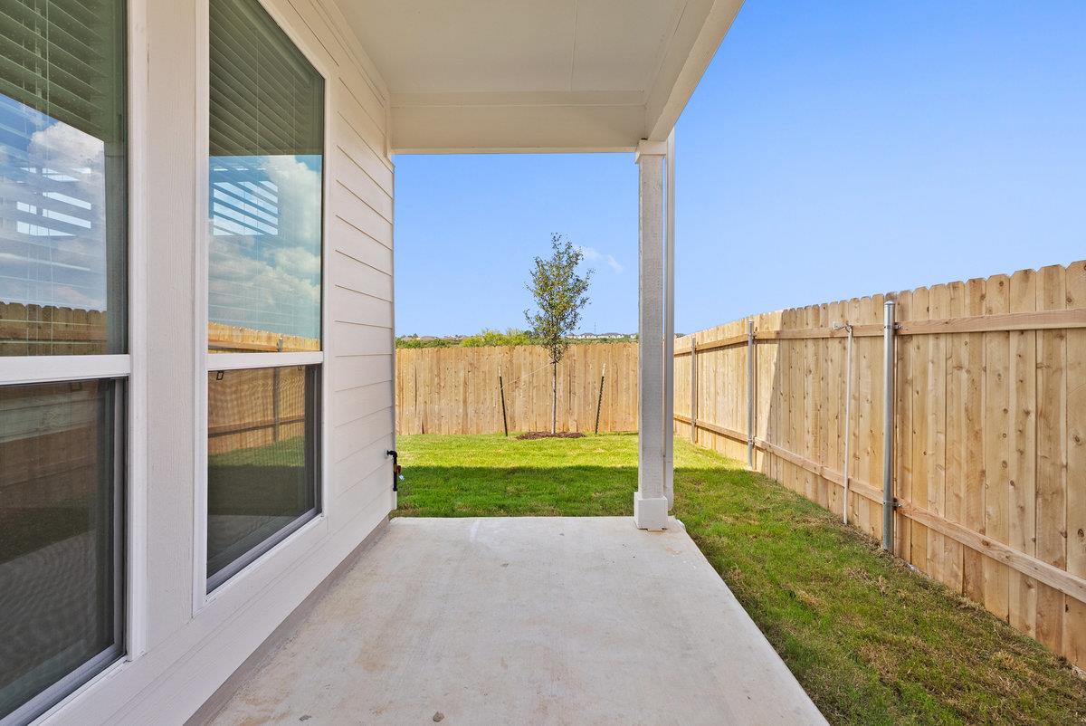 428 Young St, Buda, TX 78610