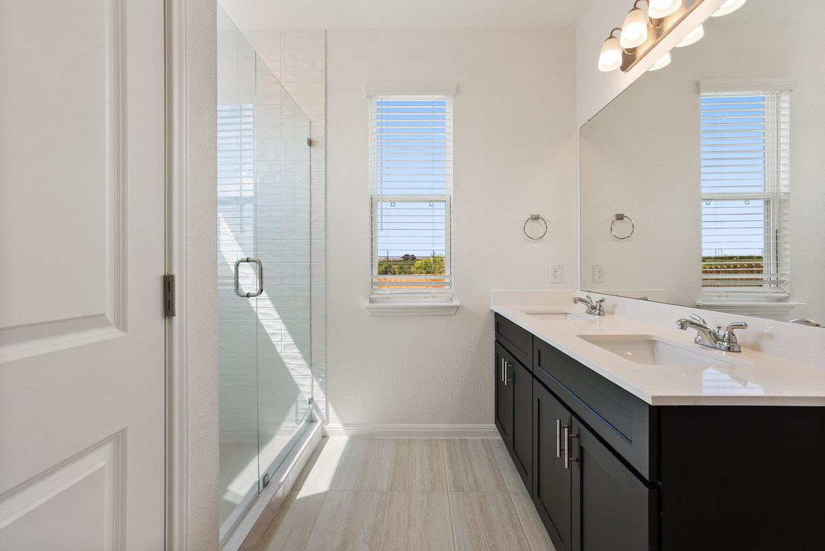 428 Young St, Buda, TX 78610