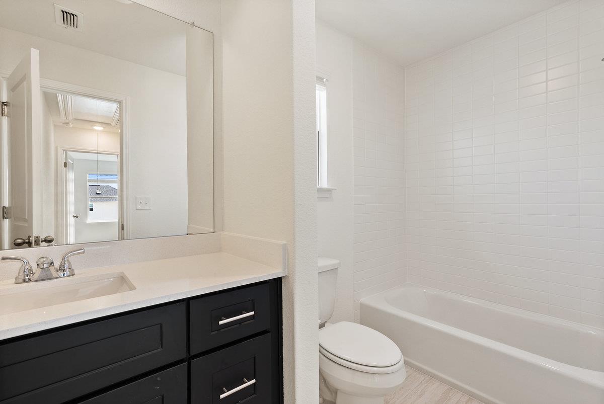 428 Young St, Buda, TX 78610