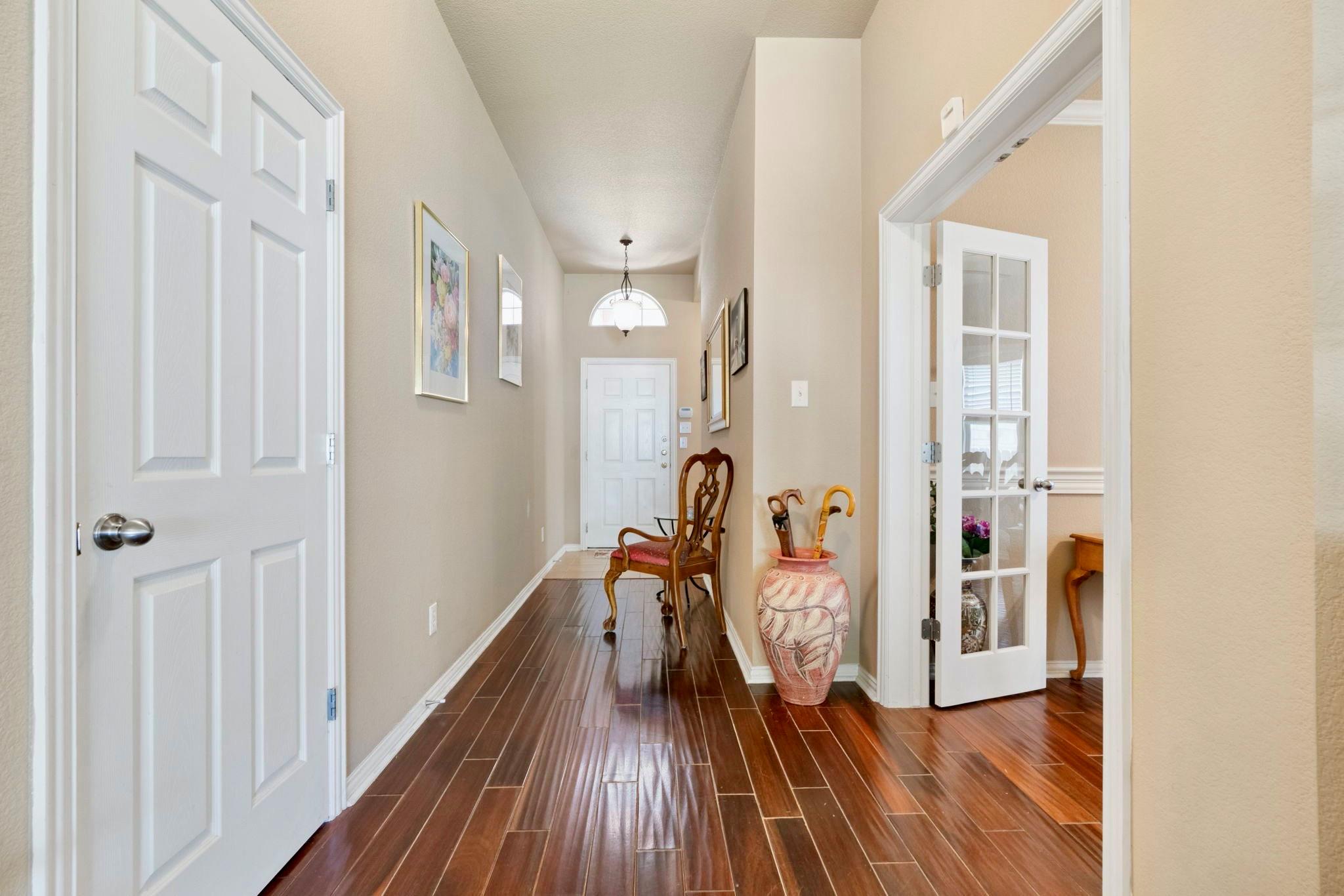 2801 Kickapoo Cavern Dr, Pflugerville, TX 78660