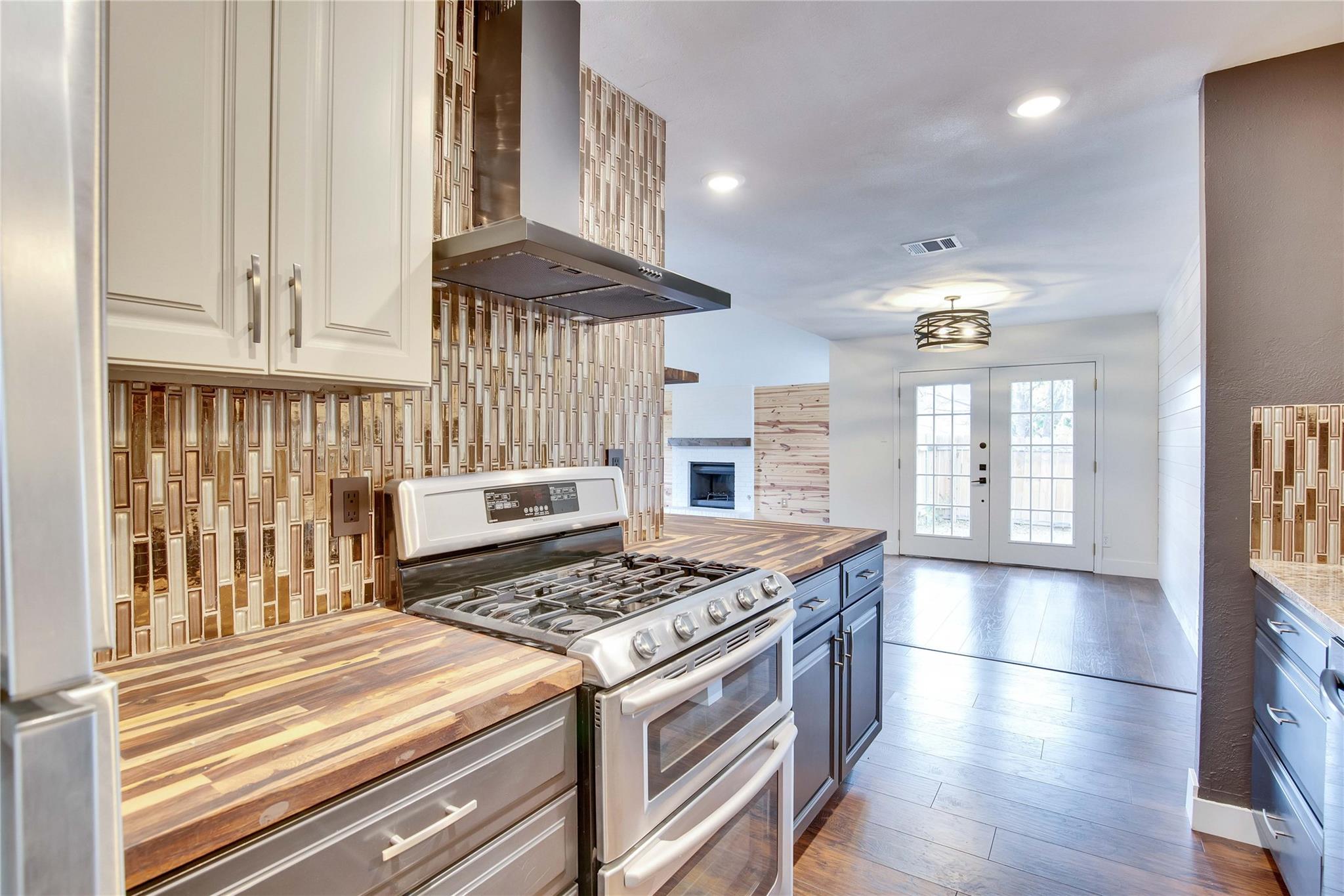 7002 Skynook Dr, Austin, TX 78745