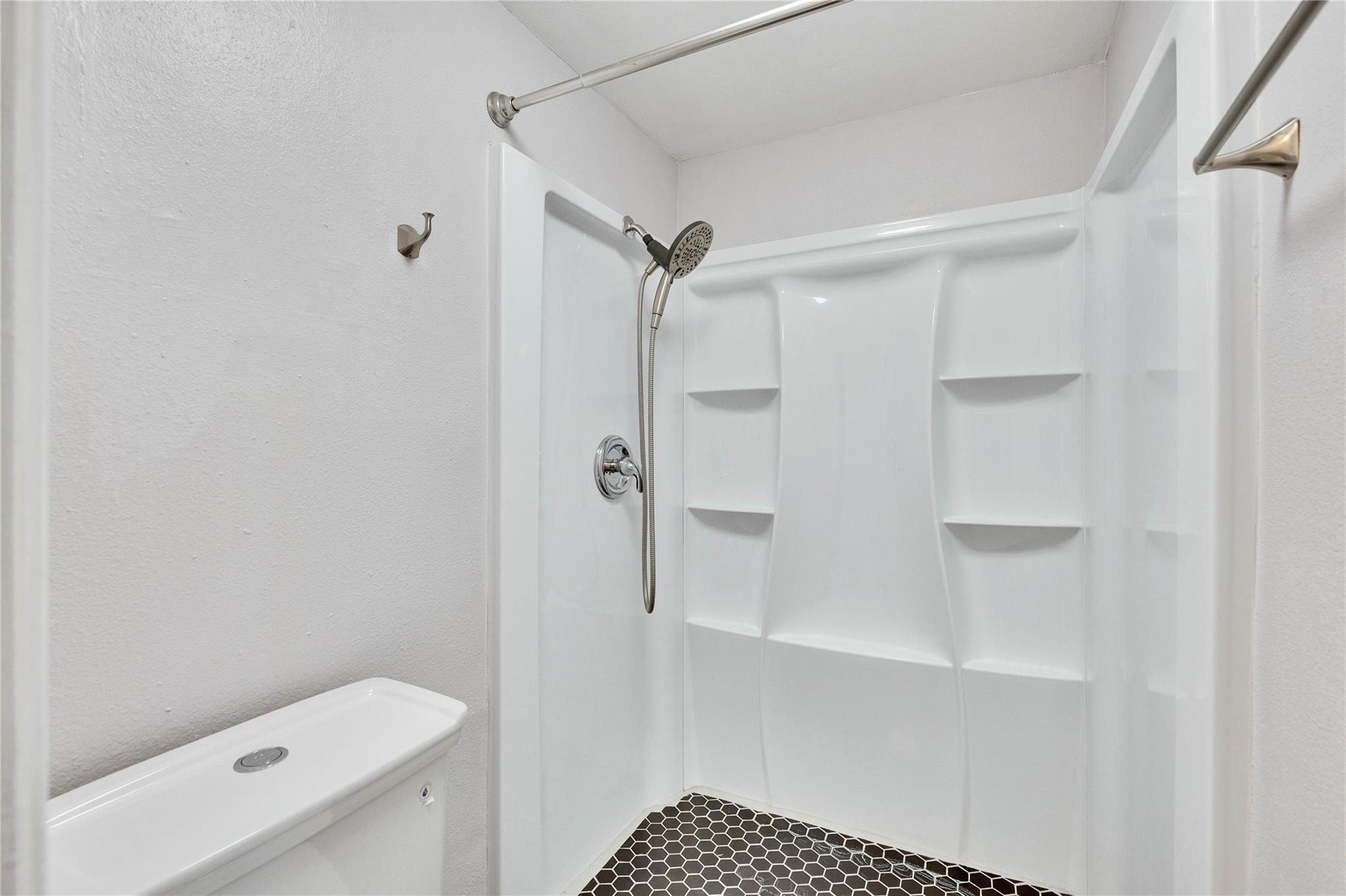 2705 Northeast Dr # A, Austin, TX 78723