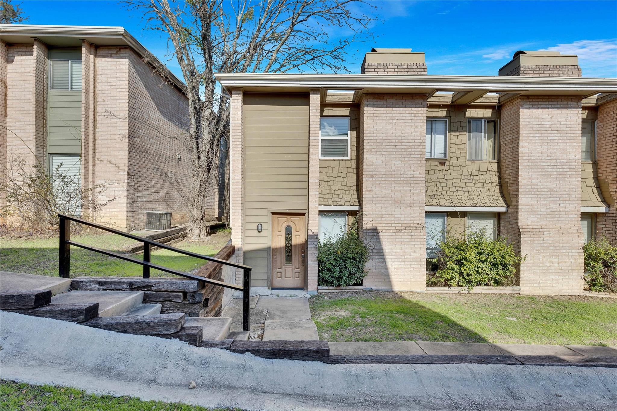 2705 Northeast Dr # A, Austin, TX 78723