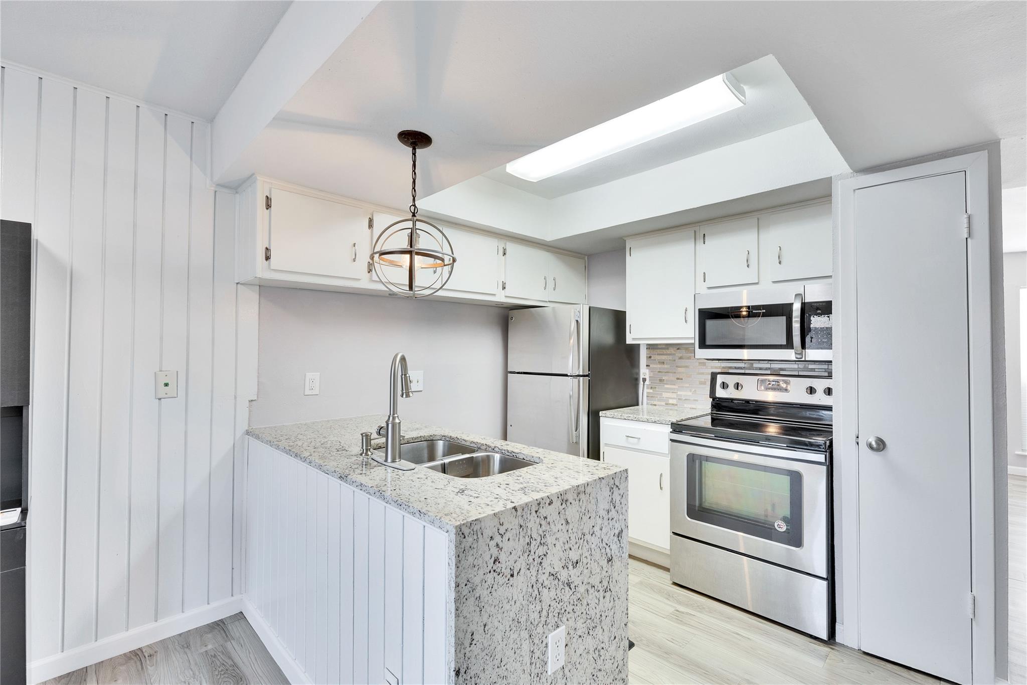 2705 Northeast Dr # A, Austin, TX 78723