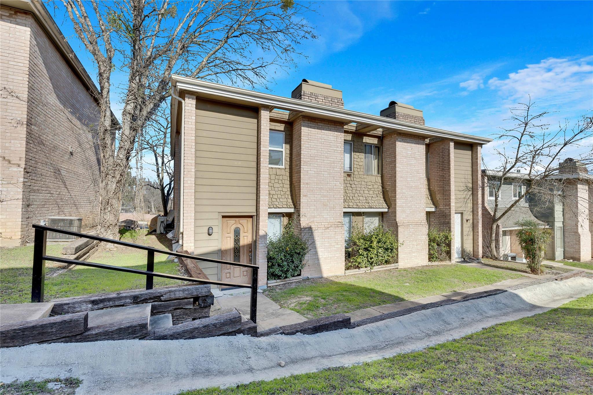 2705 Northeast Dr # A, Austin, TX 78723
