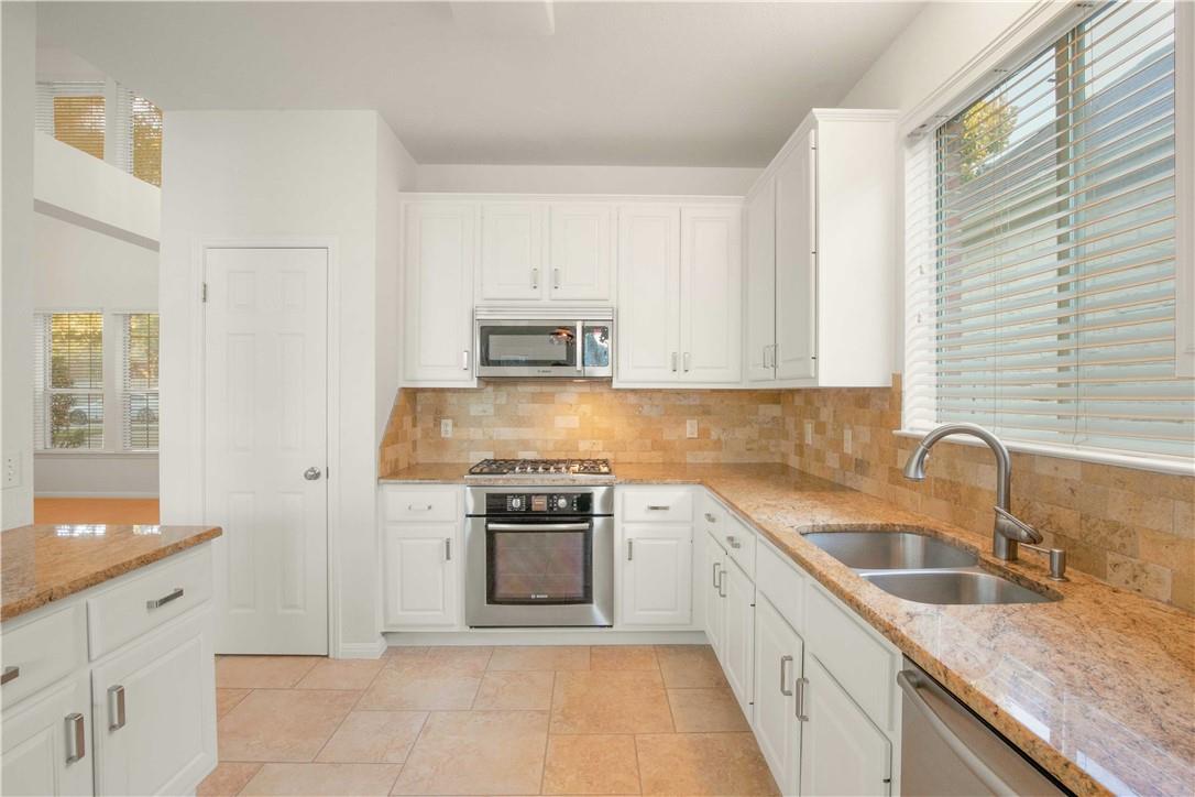 2514 Crenshaw Dr, Round Rock, TX 78664