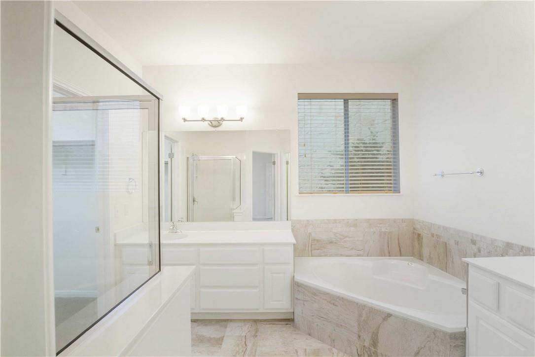 2514 Crenshaw Dr, Round Rock, TX 78664