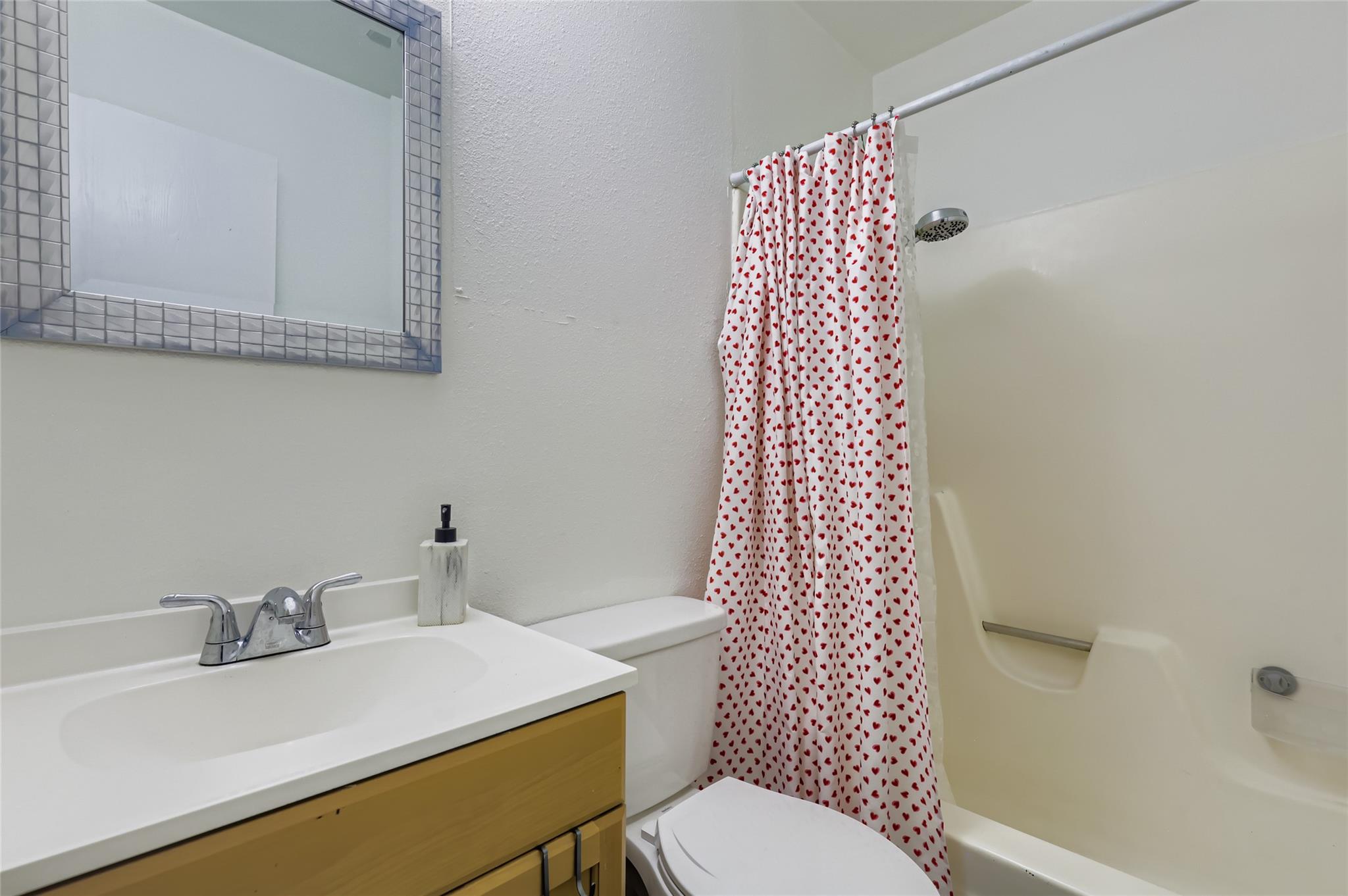 5704 Creekbranch Cv, Austin, TX 78744