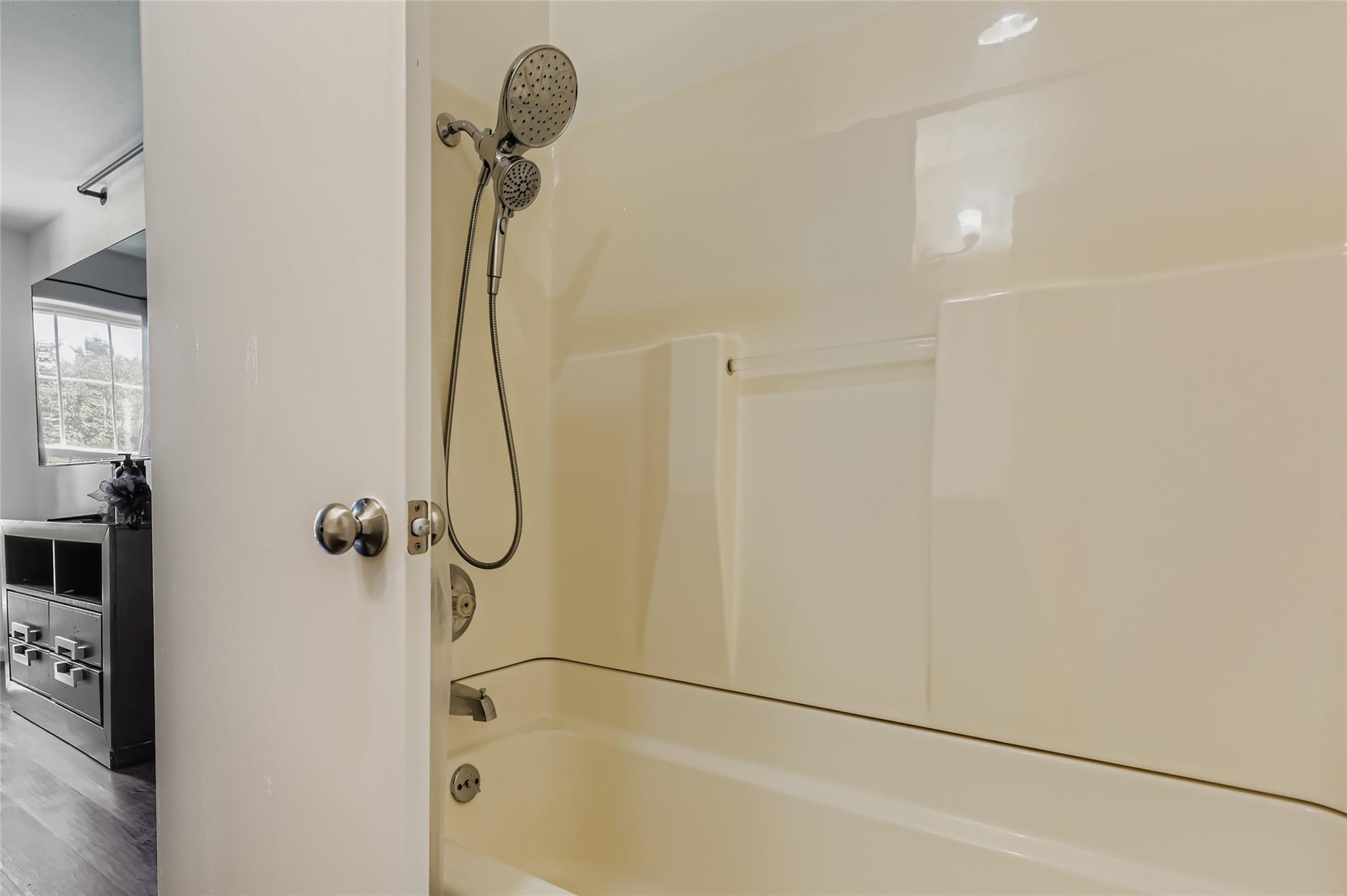 5704 Creekbranch Cv, Austin, TX 78744