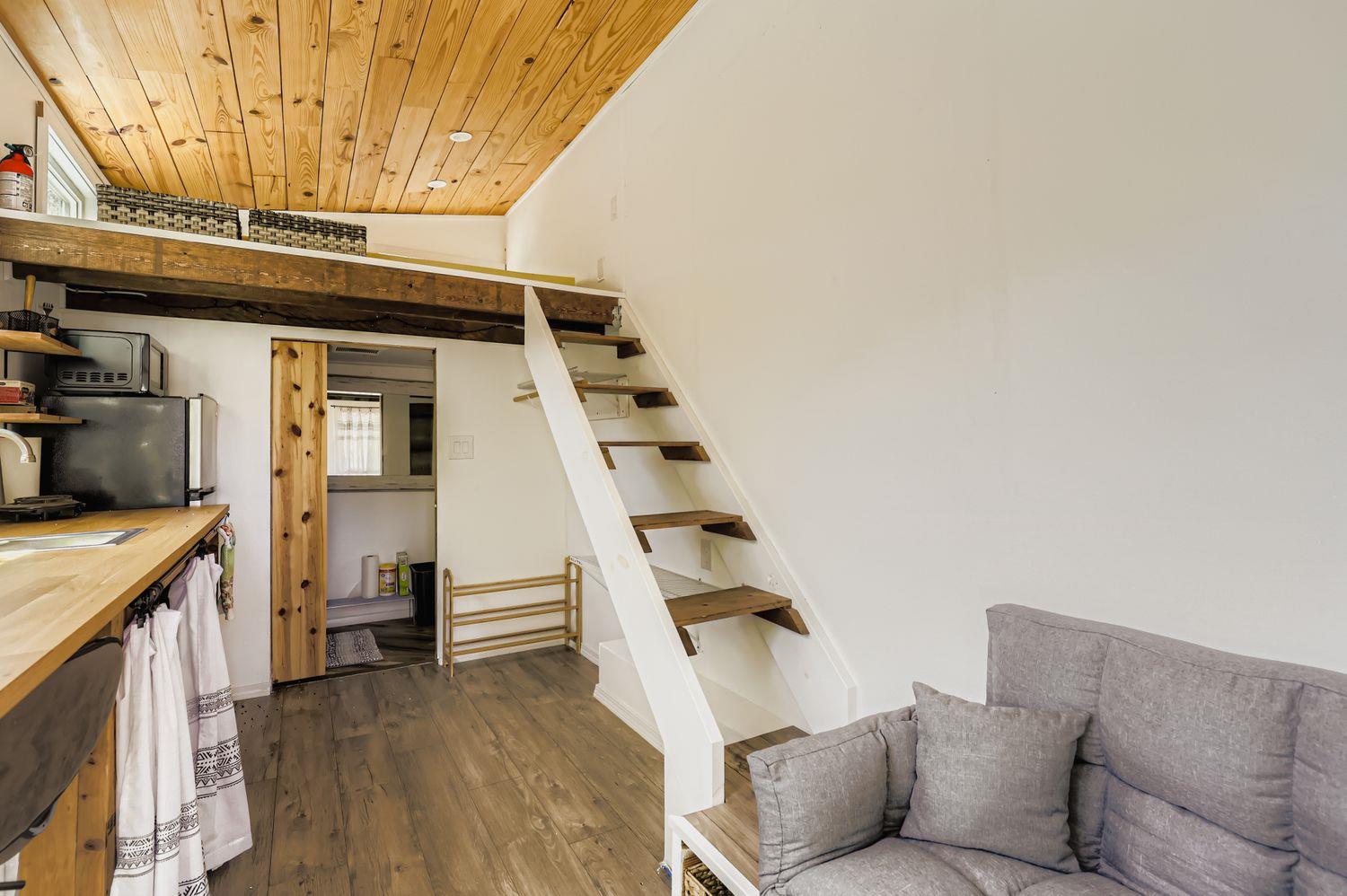 5704 Creekbranch Cv, Austin, TX 78744