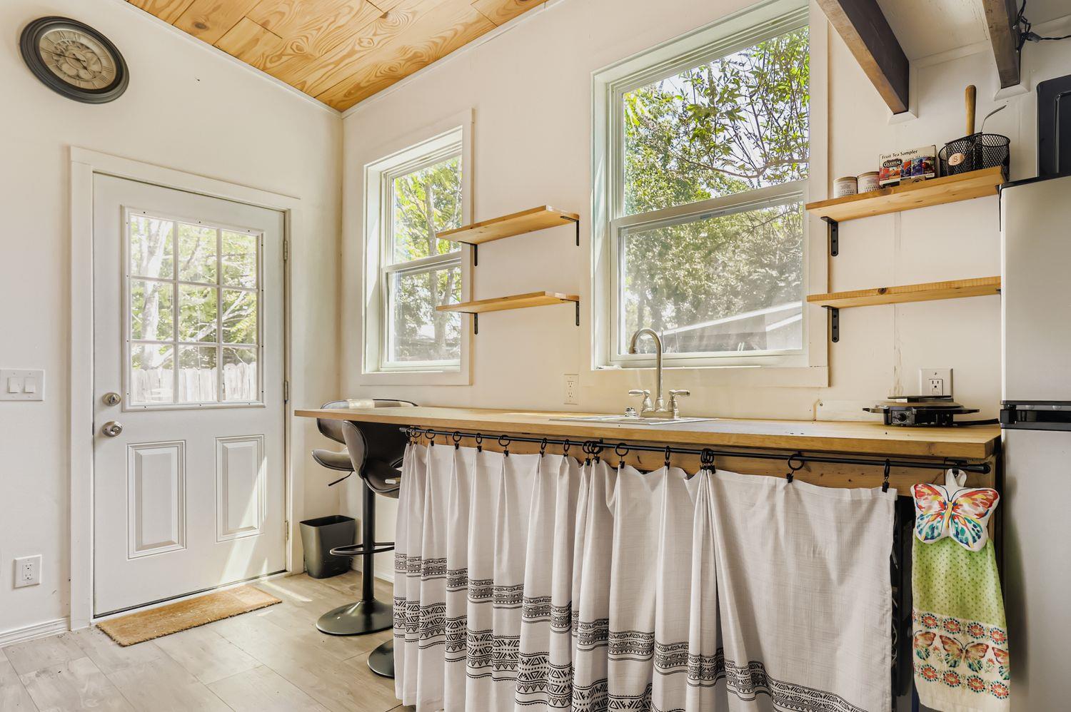 5704 Creekbranch Cv, Austin, TX 78744