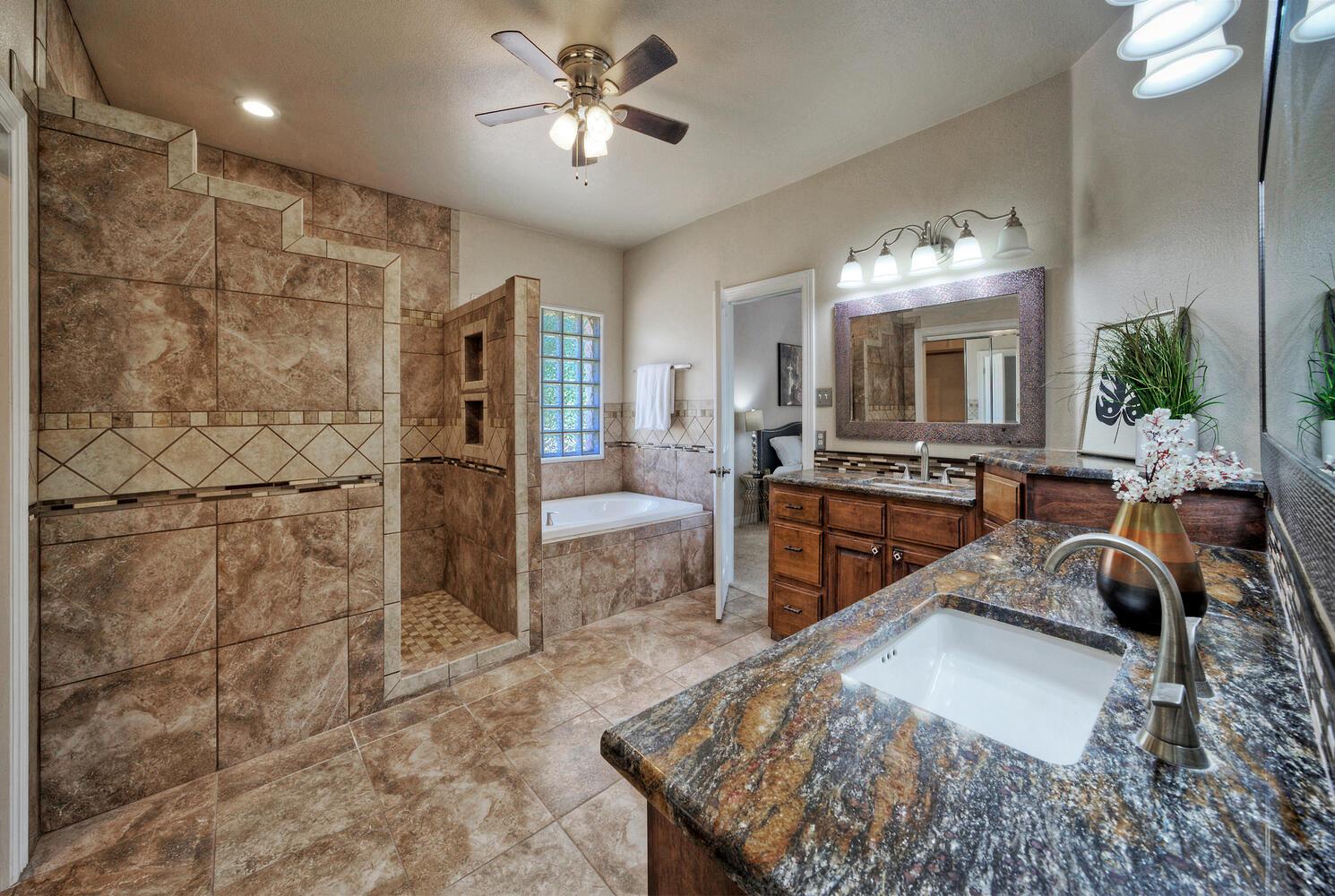12225 Triple Creek Cir, Dripping Springs, TX 78620