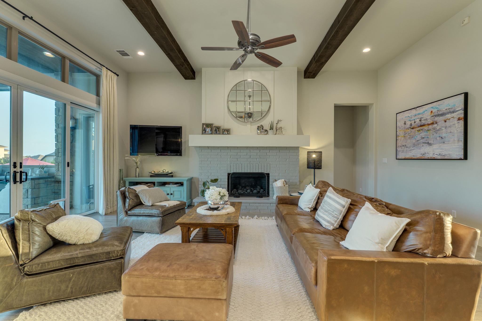 2800 Crystal Falls Pkwy, Leander, TX 78641