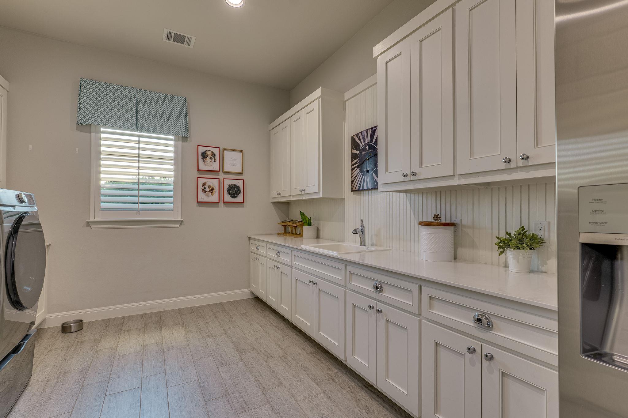 2800 Crystal Falls Pkwy, Leander, TX 78641