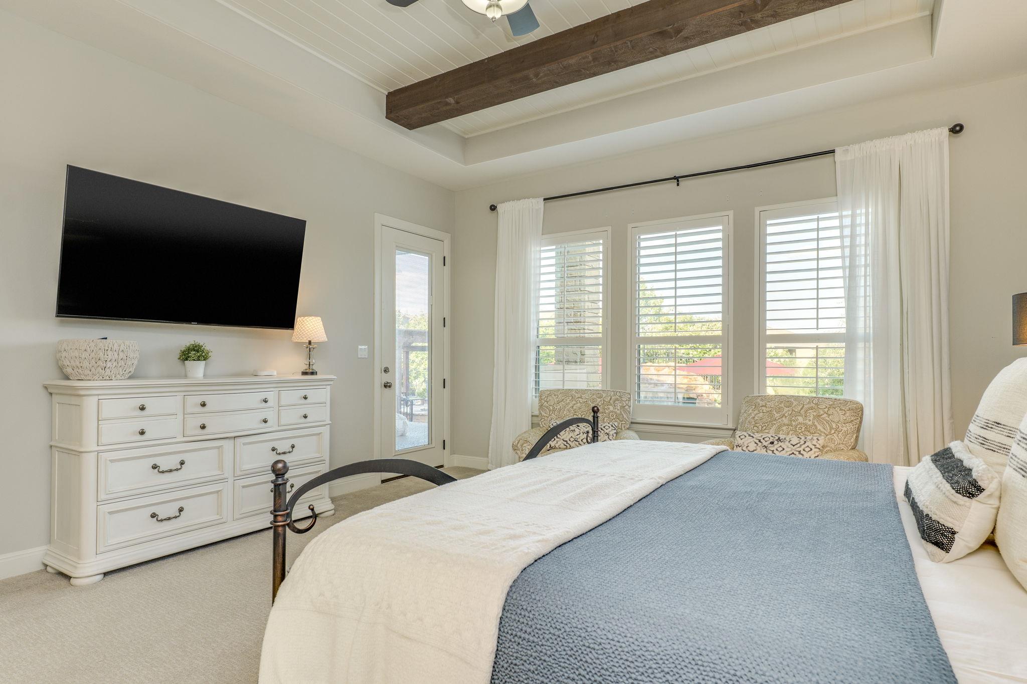 2800 Crystal Falls Pkwy, Leander, TX 78641
