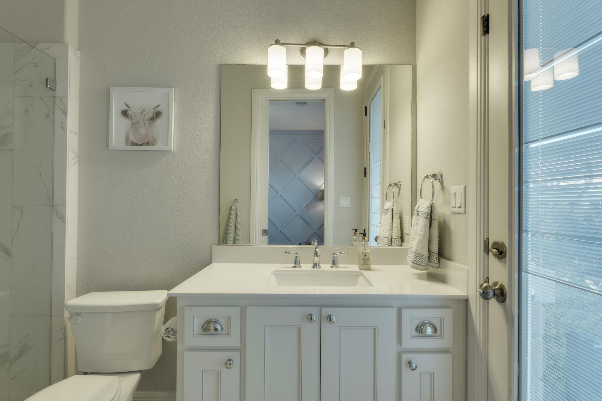 2800 Crystal Falls Pkwy, Leander, TX 78641