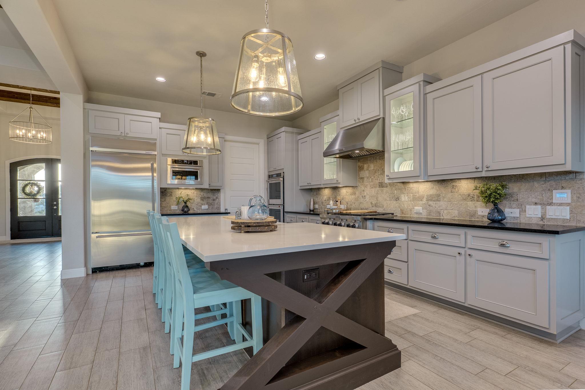 2800 Crystal Falls Pkwy, Leander, TX 78641