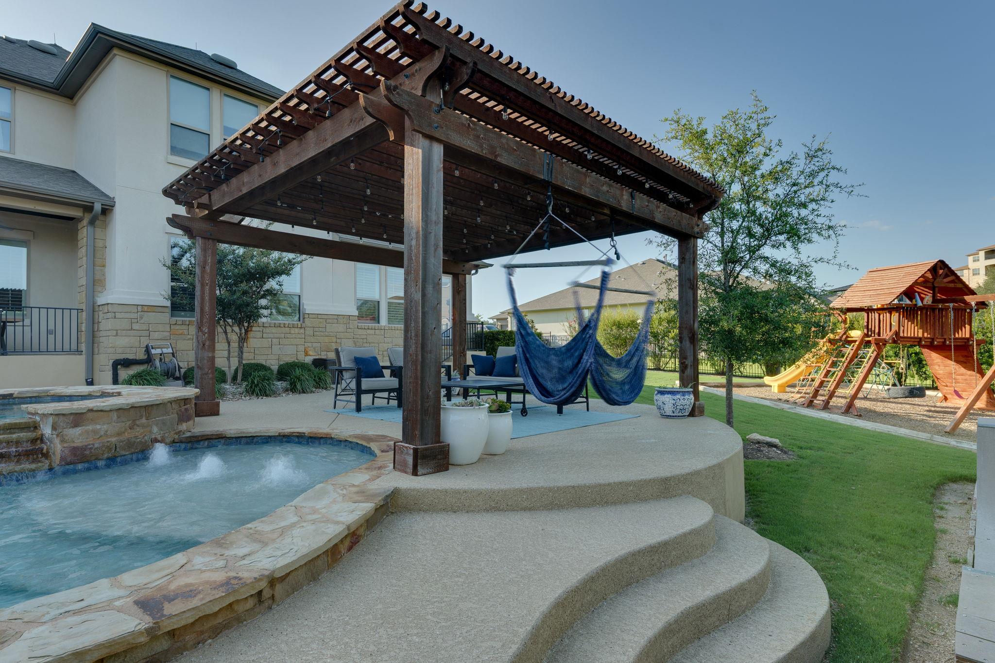 2800 Crystal Falls Pkwy, Leander, TX 78641